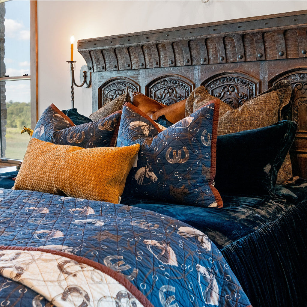 Reversible Quilt Set- WESTERN HORSES- FREE SHIPPING